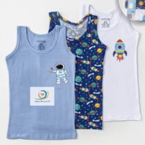 Ce sous-vêtement pour garçon propose une variété de styles, des débardeurs et des boxer. Conçus pour le confort et la durabilité. Fabriqués à partir de matériaux de haute qualité, ces produits sont parfaits pour les enfants actifs.