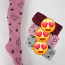 Collants en coton doux et chauds pour bébés, tout-petits et écoliers - parfaits pour les journées fraîches.
Confortables et résistants - Mélange de coton de haute qualité avec du polyamide et de l'élasthanne pour un ajustement parfait, une grande élasticité et un confort optimal.
Ceinture élastique confortable - large ceinture et coutures plates pour un ajustement sûr sans serrer ni glisser - confortable pour jouer et se défouler.
76% Cotton, 22% Polyamide, 2% Elastane