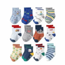 Chaussettes de qualité pour votre garçon ou fille, fabriquées avec des matériaux de haute qualité, offrant une bonne élasticité, antidérapantes, plus confortables, respirantes et chaudes. A la mode et belle, c'est des paires de chaussettes incontournable pour les bébés, Dans le même temps, la paire de chaussettes peut protéger efficacement les jambes afin d’éviter les blessures. Les chaussettes sont confortables et respirantes, procurant à l'enfant une meilleure expérience.